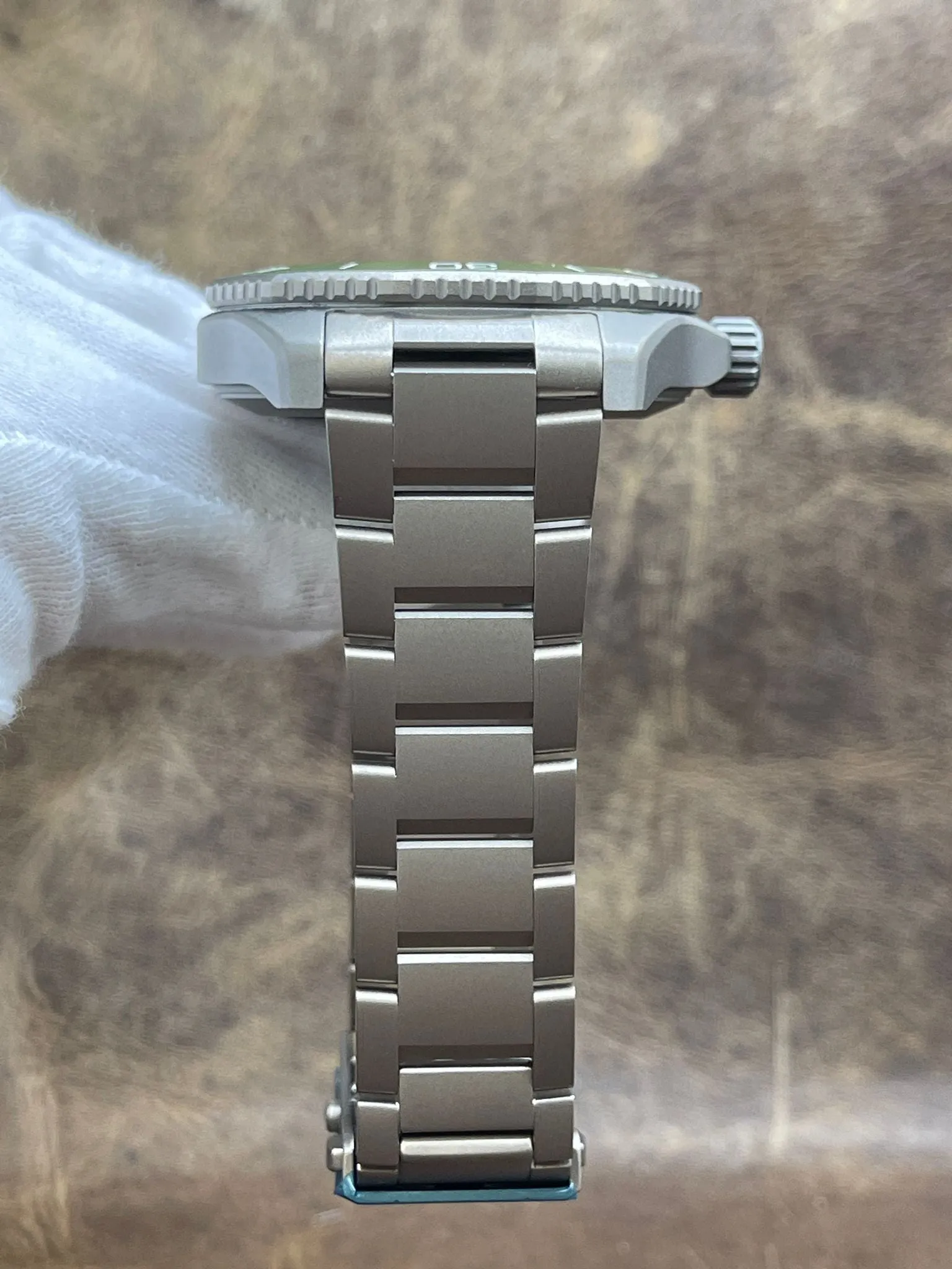 TAG Heuer Aquaracer WBP208B Green Dial Automatic Men's Watch