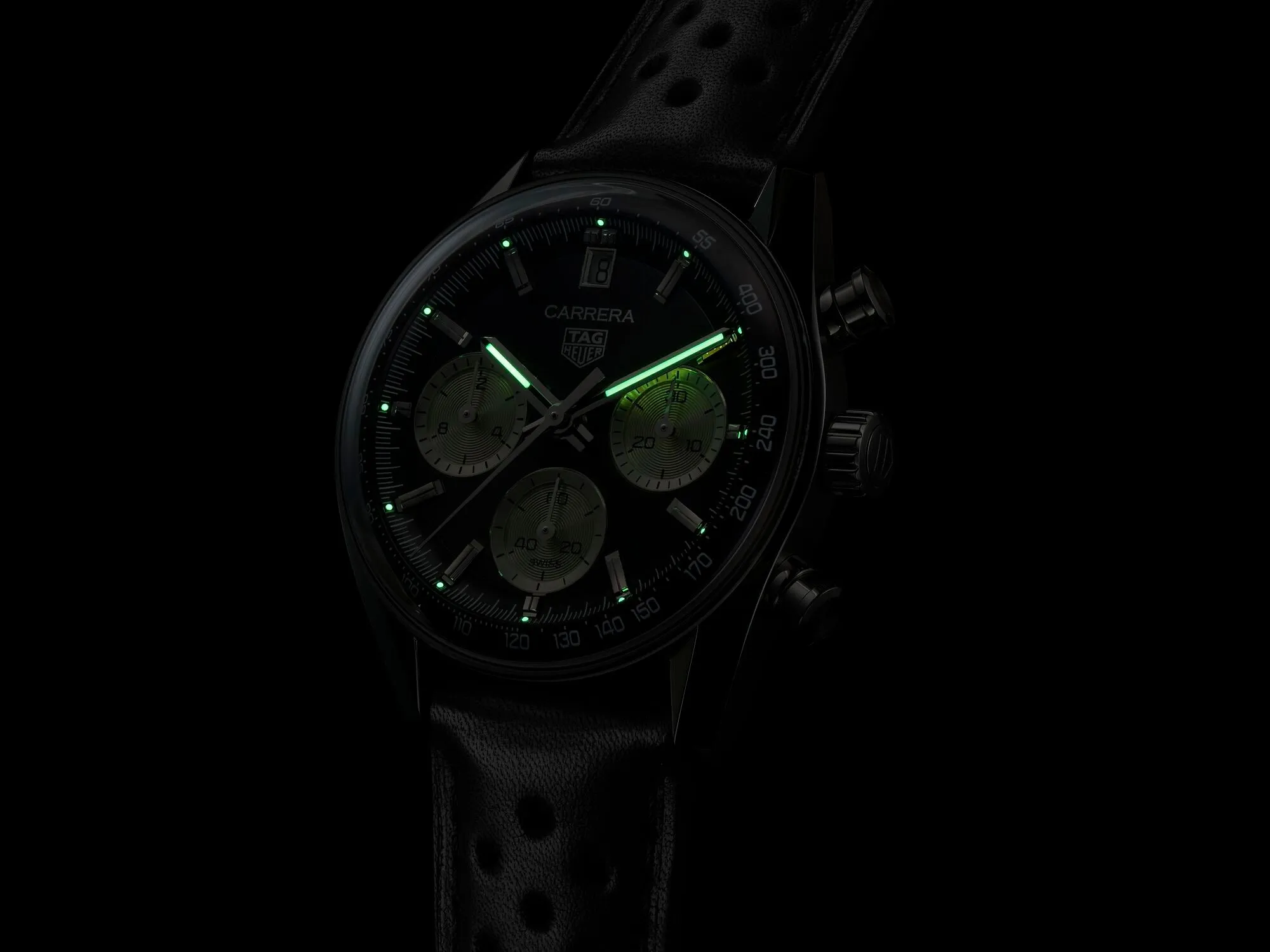 TAG HEUER CARRERA