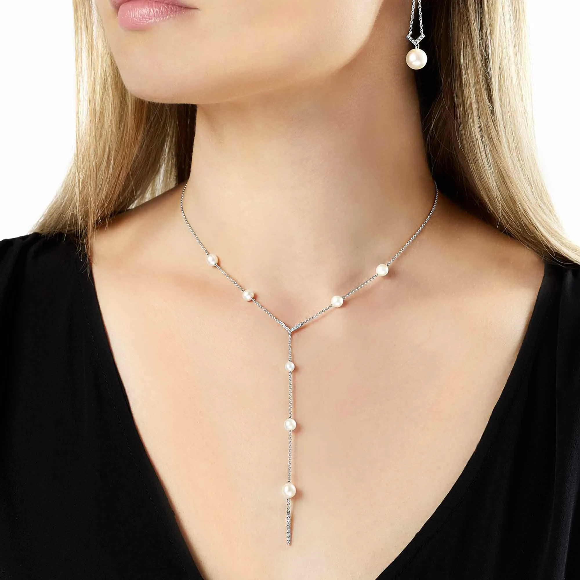 Trend Freshwater Pearl and Diamond 18ct Gold Necklace