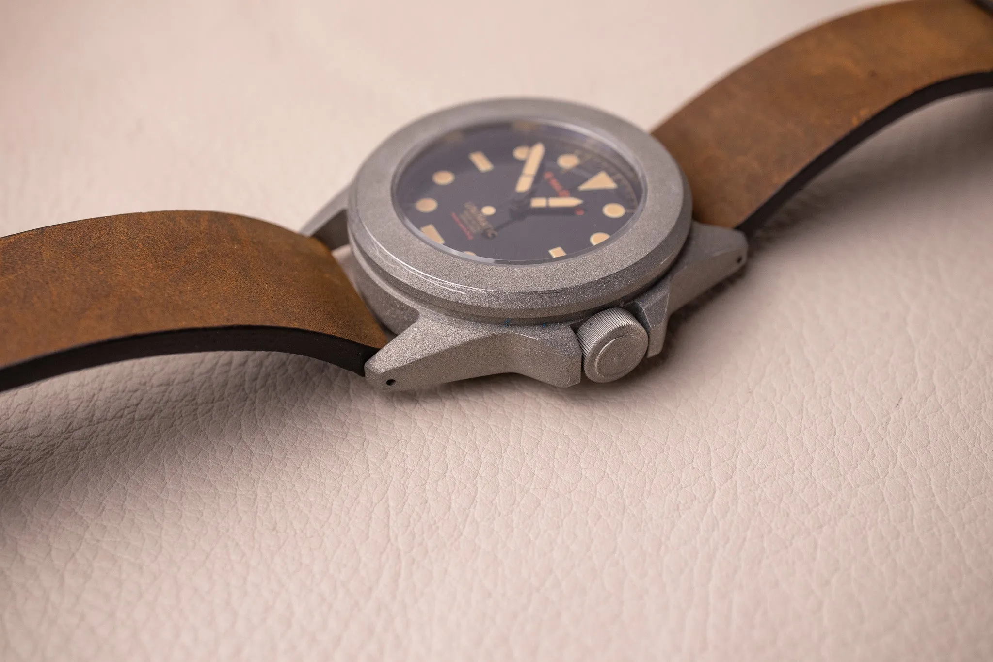 Unimatic x Royal Enfield Modello Quattro UH-RE