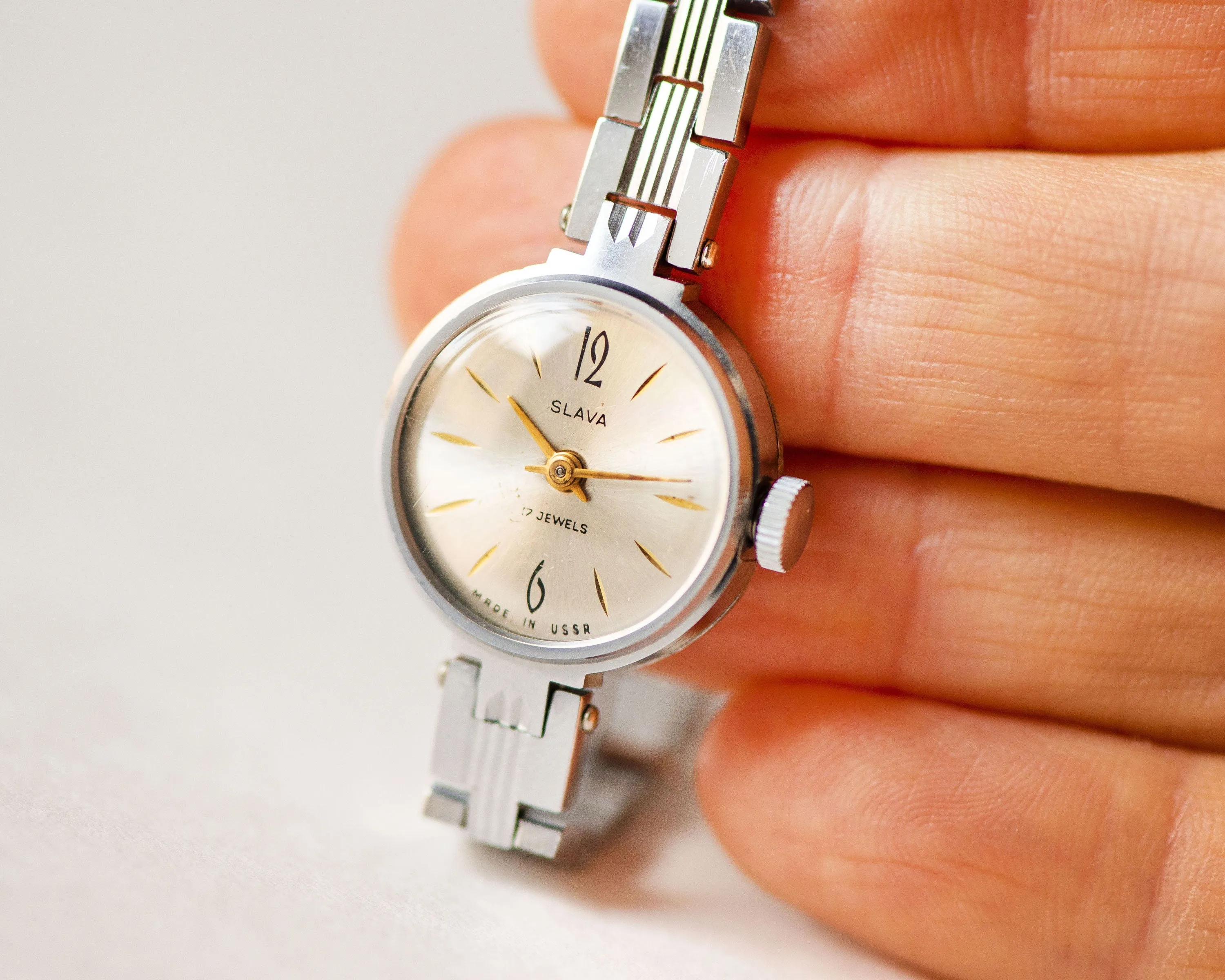Women's cocktail watch bracelet Glory, lady wristwatch silver shade evening jewelry, classic lady watch retro, minimalist woman watch gift